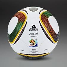 bermain bola